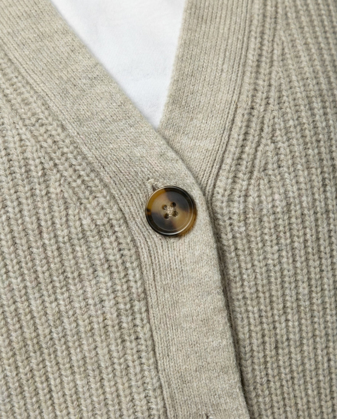 Stylish cashmere cardigan