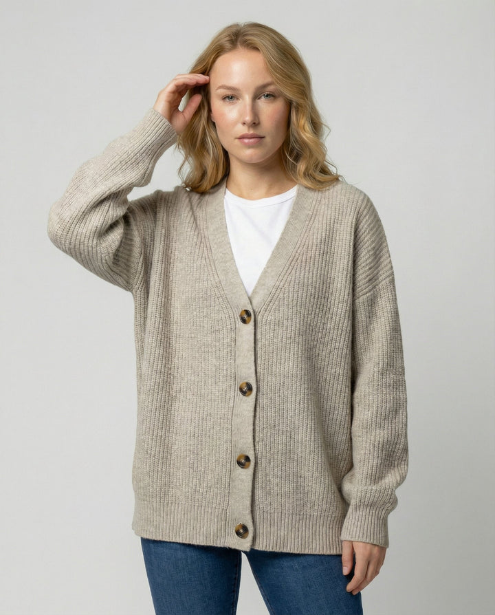 Stylish cashmere cardigan