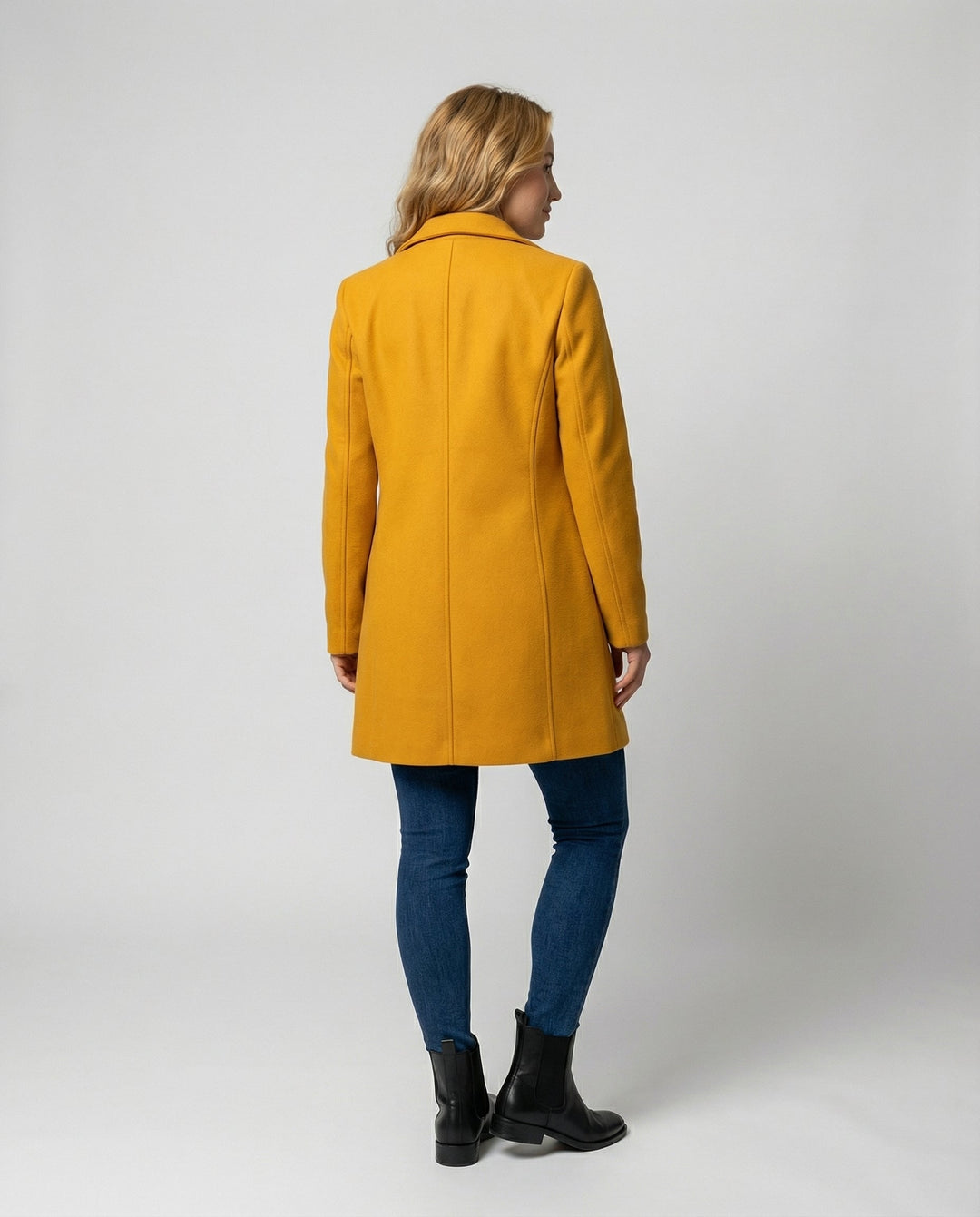 Elegant Women's Coat Timeless Stylish