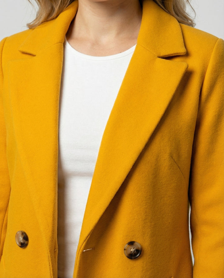 Elegant Women's Coat Timeless Stylish